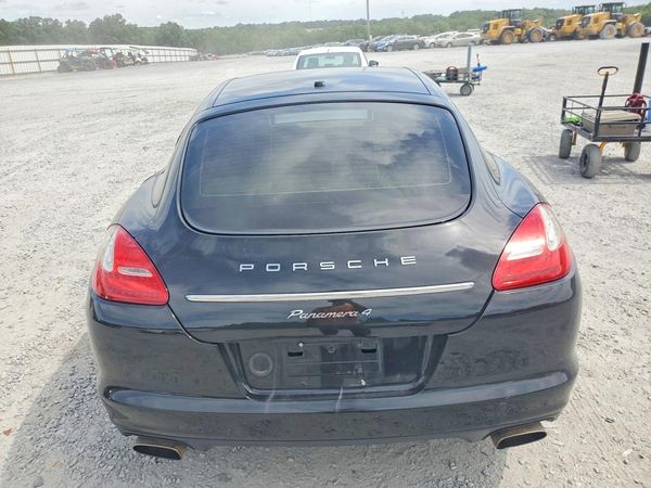 2013 PORSCHE PANAMERA Base (2WD), 4 (4WD)
