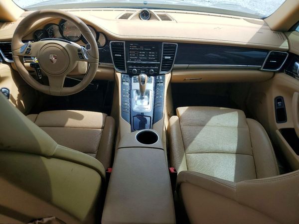 2013 PORSCHE PANAMERA Base (2WD), 4 (4WD)