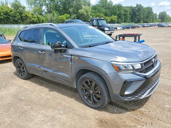2022 VOLKSWAGEN TAOS SE