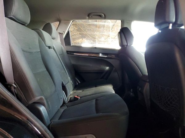 2015 KIA SORENTO GL