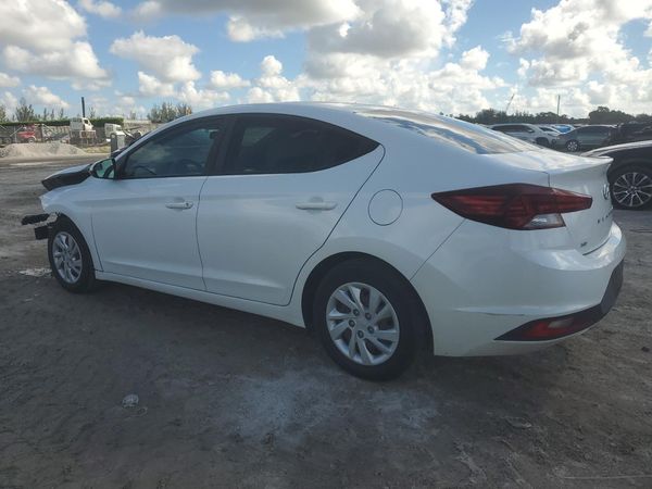 2019 HYUNDAI ELANTRA SE