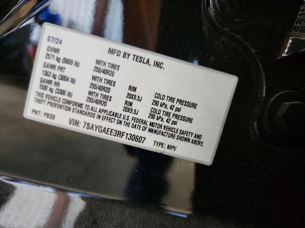 2024 TESLA MODEL Y