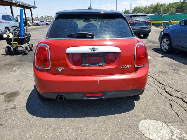 2015 MINI COOPER