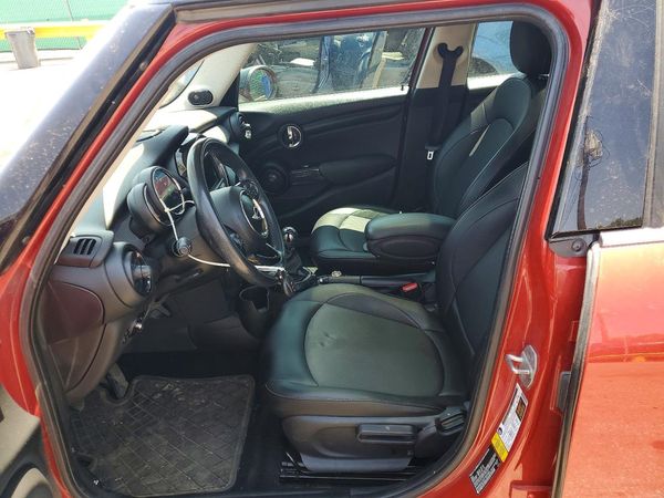2015 MINI COOPER