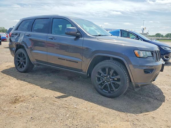 2018 JEEP GRAND CHEROKEE LAREDO 4X4