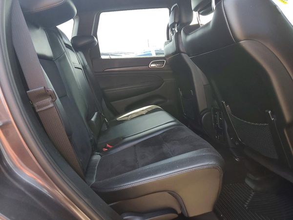 2018 JEEP GRAND CHEROKEE LAREDO 4X4
