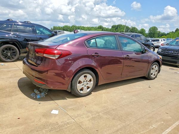 2018 KIA FORTE LX Base