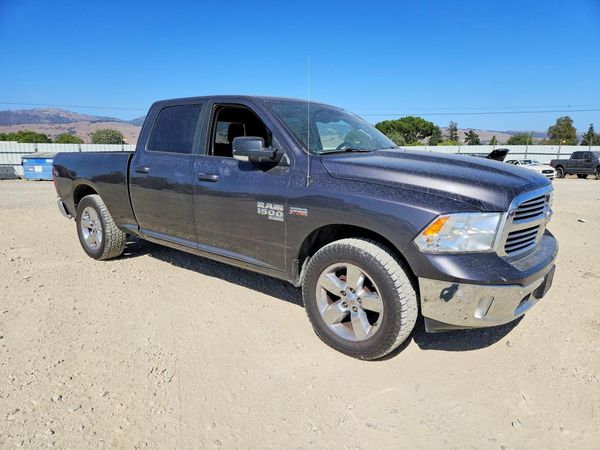 2019 RAM 1500 CLASSIC SLT