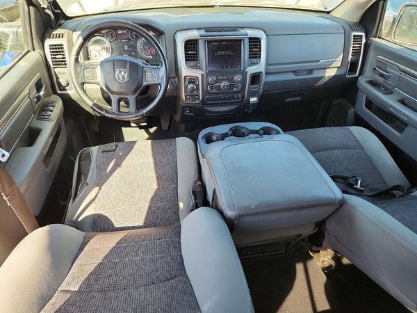 2019 RAM 1500 CLASSIC SLT