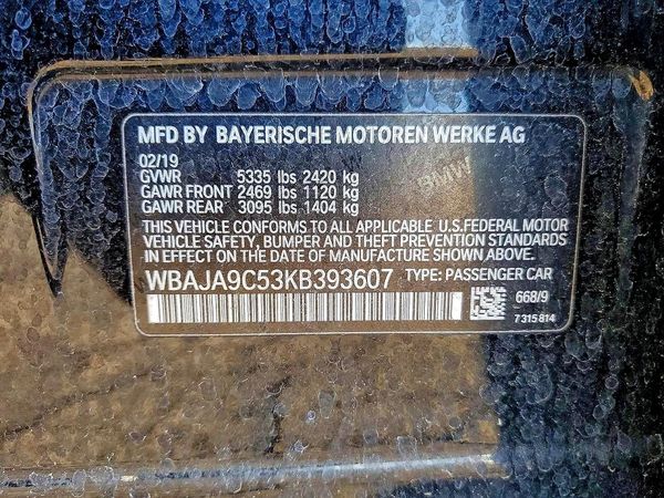 2019 BMW 530E