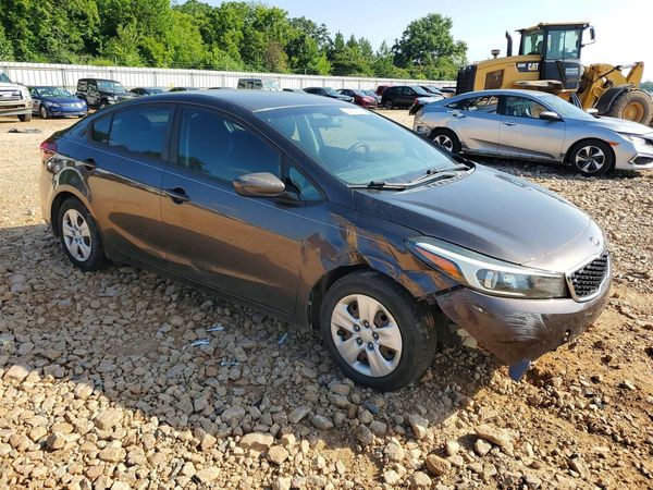 2018 KIA FORTE LX Base