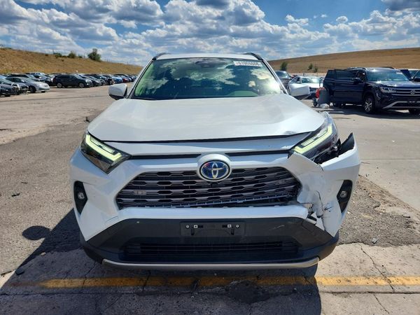 2024 TOYOTA RAV4 Limited