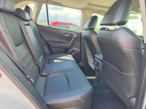2024 TOYOTA RAV4 Limited