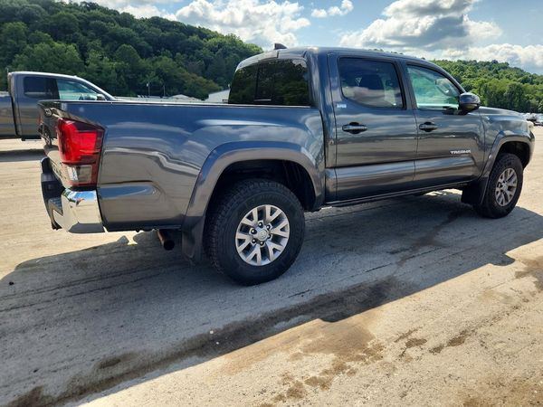2019 TOYOTA TACOMA SR5