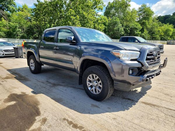 2019 TOYOTA TACOMA SR5