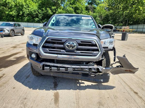 2019 TOYOTA TACOMA SR5