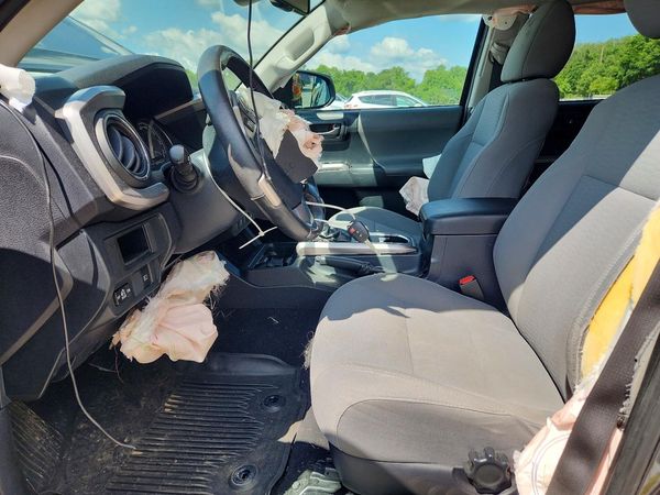 2019 TOYOTA TACOMA SR5