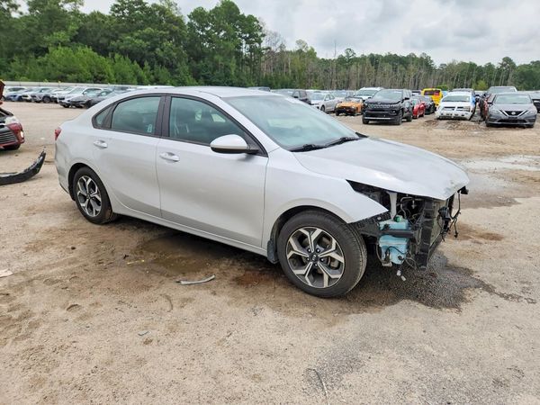 2021 KIA FORTE FE, LXS