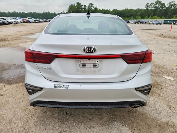 2021 KIA FORTE FE, LXS