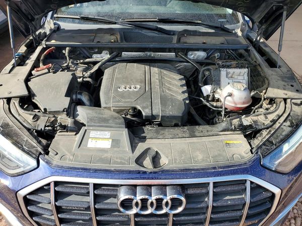 2021 AUDI Q5 quattro Premium — Engine bay