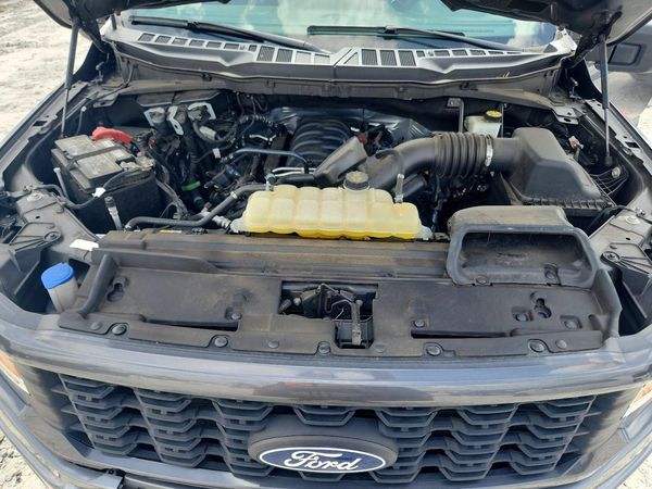 2024 FORD F150