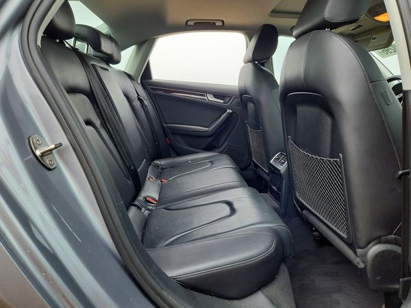 2015 AUDI A4