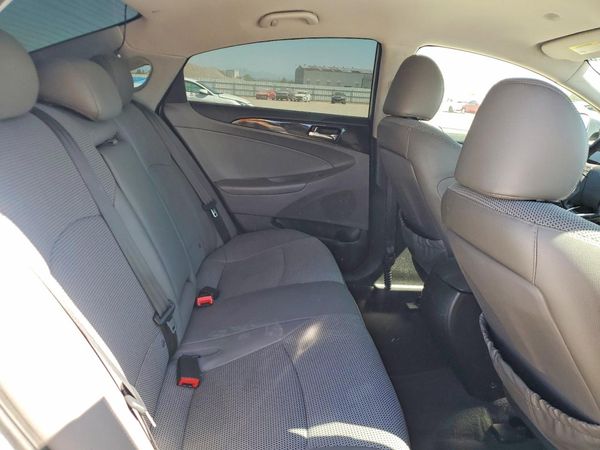 2014 HYUNDAI SONATA