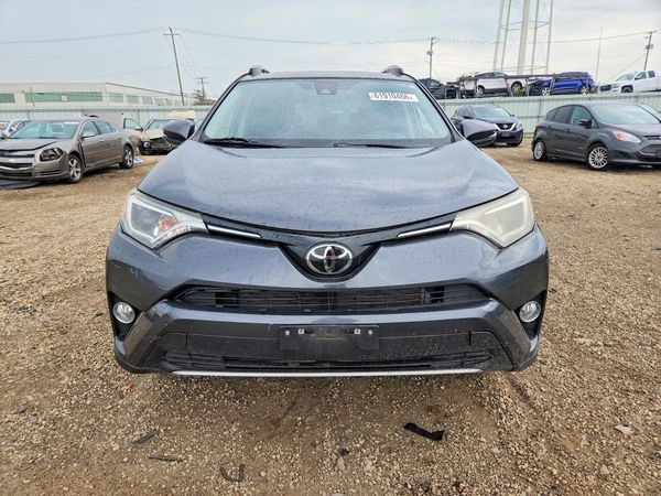 2018 TOYOTA RAV4 Adventure/XLE