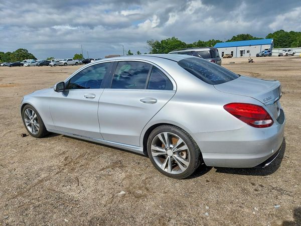 2015 MERCEDES-BENZ C Base