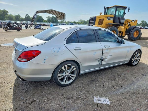 2015 MERCEDES-BENZ C Base