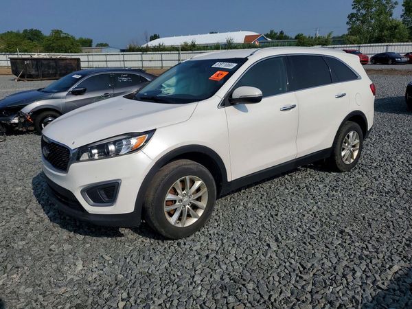 2016 KIA SORENTO L / LX