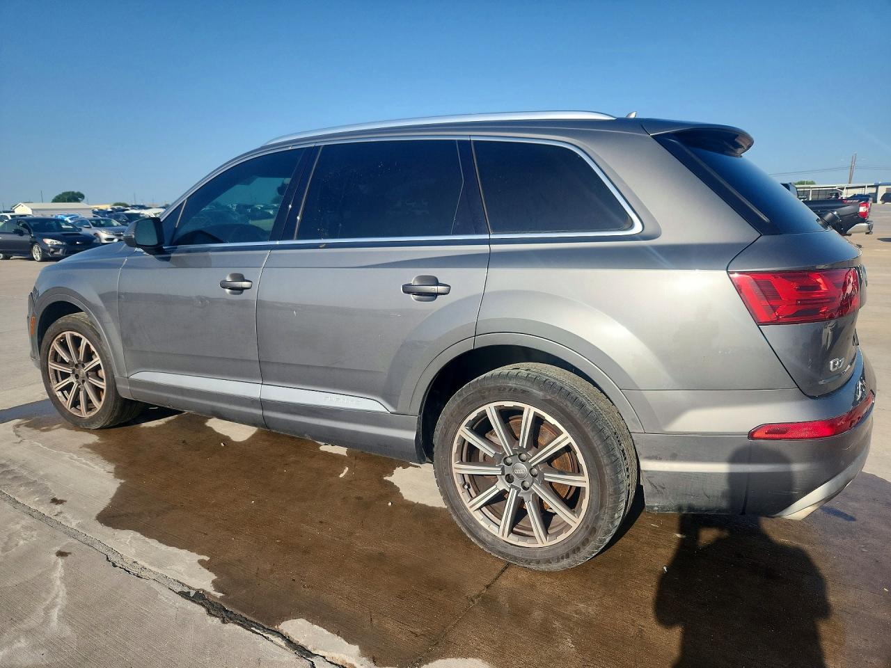 2017 AUDI Q7 quattro Premium