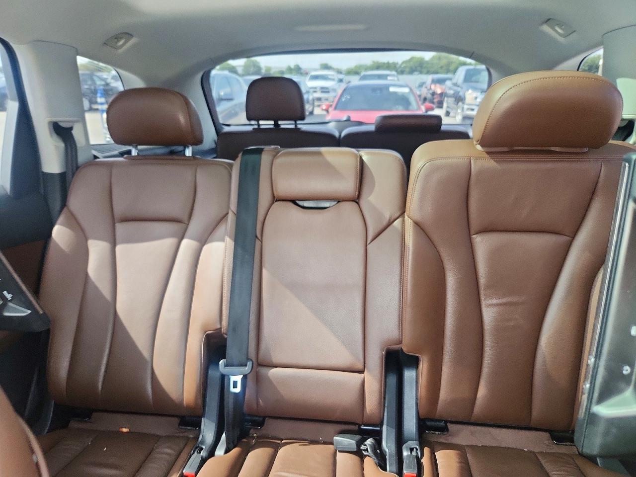 2017 AUDI Q7 quattro Premium