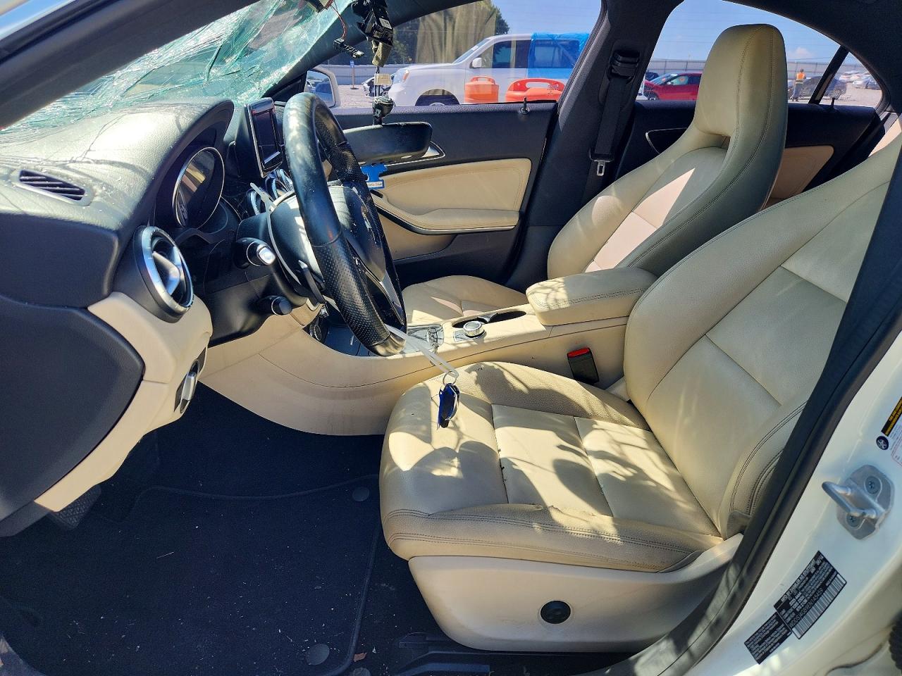 2014 MERCEDES-BENZ CLA CLA250 4MATIC