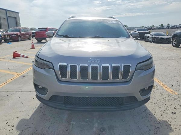 2019 JEEP CHEROKEE LATITUDE PLUS 4X4