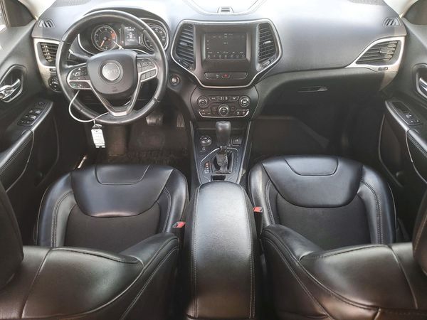 2019 JEEP CHEROKEE LATITUDE PLUS 4X4