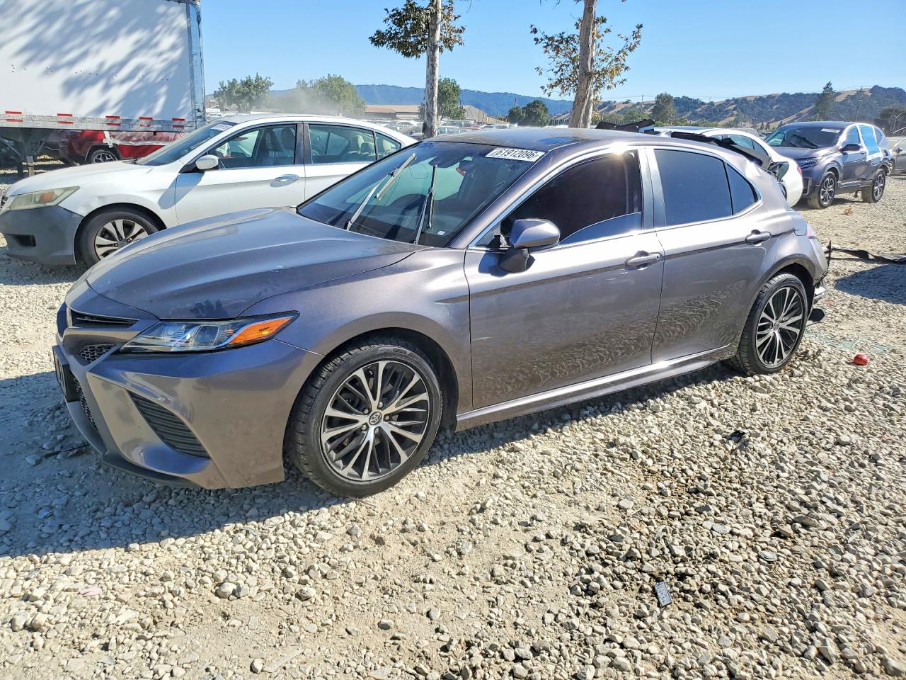 2020 TOYOTA CAMRY SE