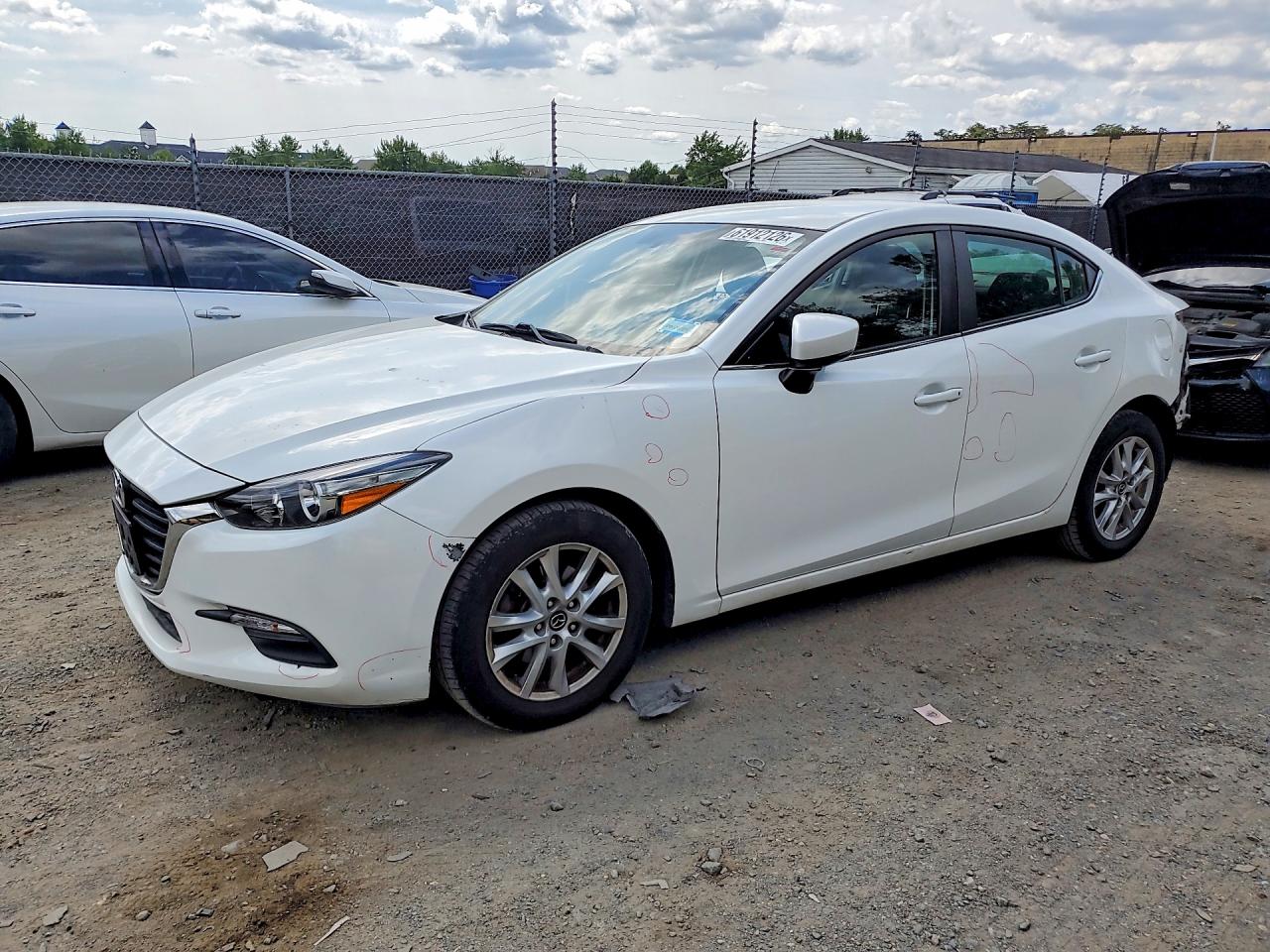 2017 MAZDA 3