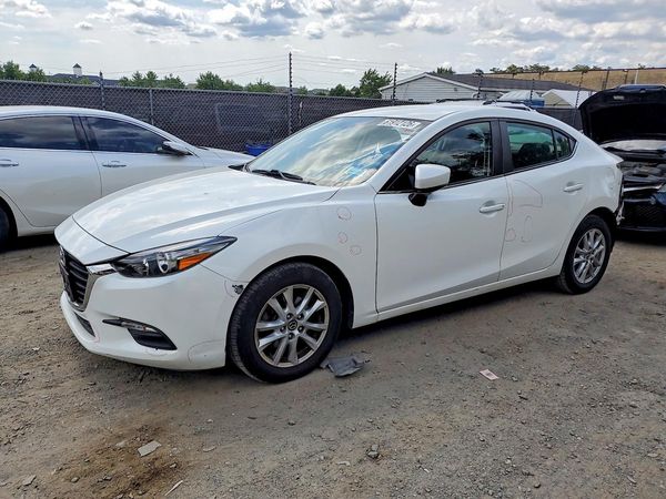 2017 MAZDA 3