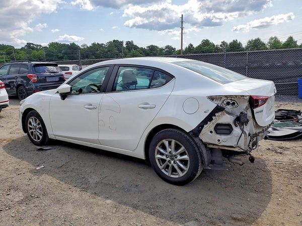 2017 MAZDA 3