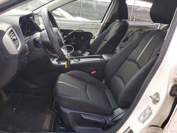 2017 MAZDA 3