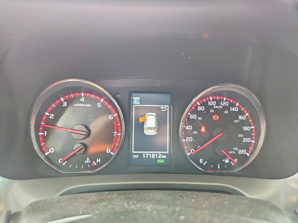 2018 TOYOTA RAV4 SE