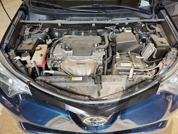 2018 TOYOTA RAV4 SE