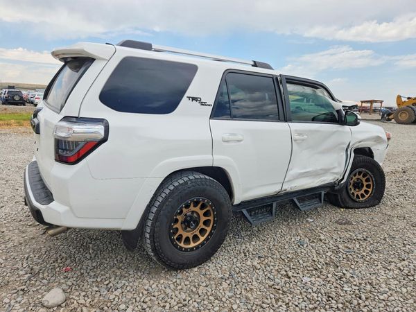 2017 TOYOTA 4RUNNER