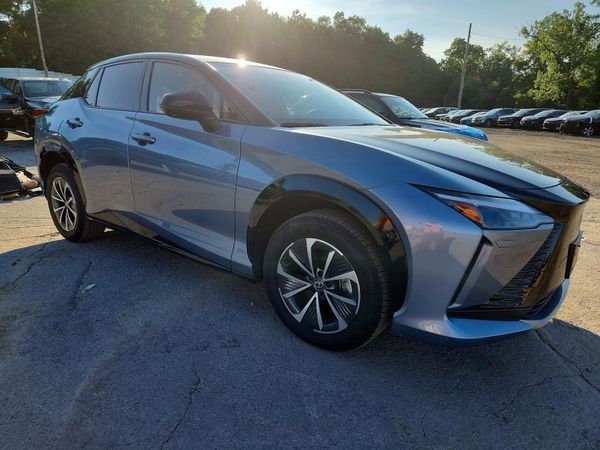 2025 LEXUS RZ 450e