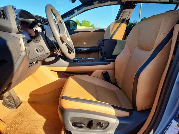 2025 LEXUS RZ 450e