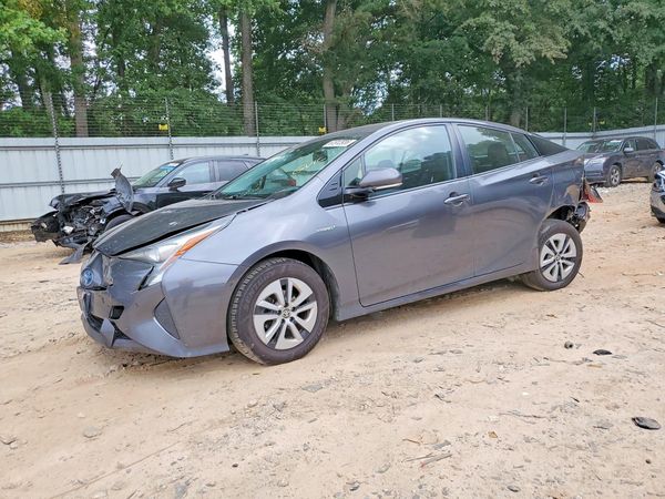 2018 TOYOTA PRIUS