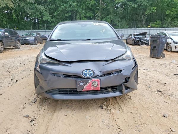 2018 TOYOTA PRIUS