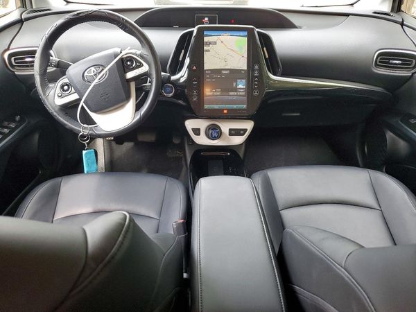 2018 TOYOTA PRIUS