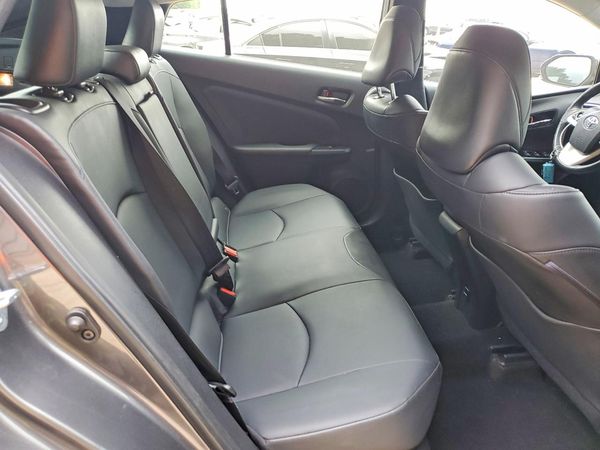 2018 TOYOTA PRIUS